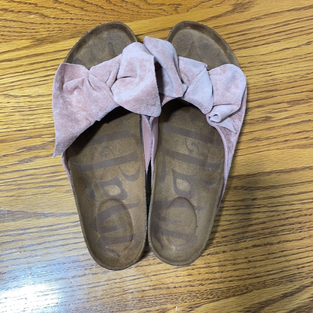 MadLove footbed sandal with mauve suede-like bow